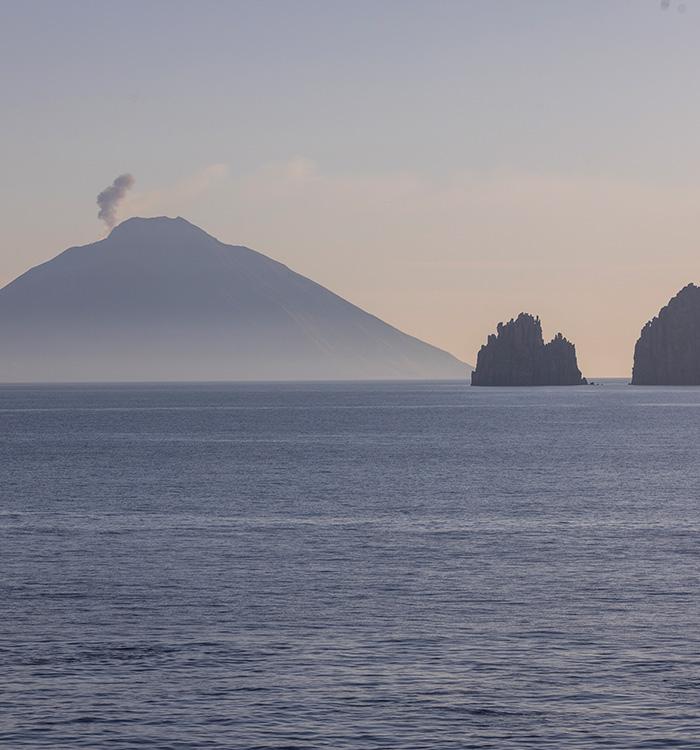 Excursions on Stromboli with departure and return to Lipari in the day